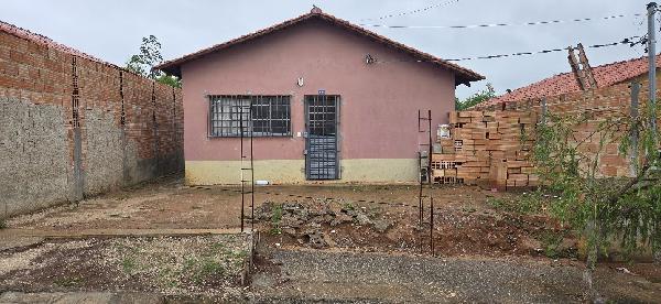 Foto de Imóvel 2 quartos, 40 m², PERDIGÃO - Leilão em Perdigão/MG, 42% abaixo da avaliação