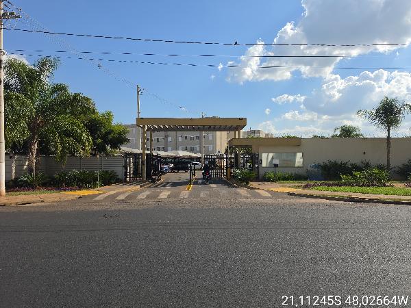 Imóvel em SERTAOZINHO/SP