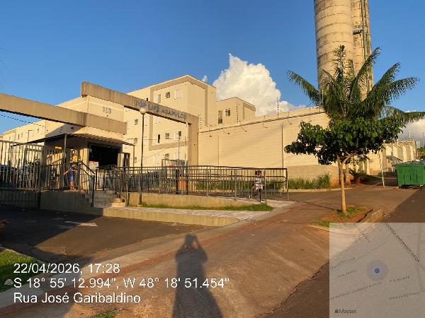 Foto de Imóvel na Rua Jose Garibaldino, 350 - Leilão em UBERLANDIA/MG, 40% abaixo da avaliação