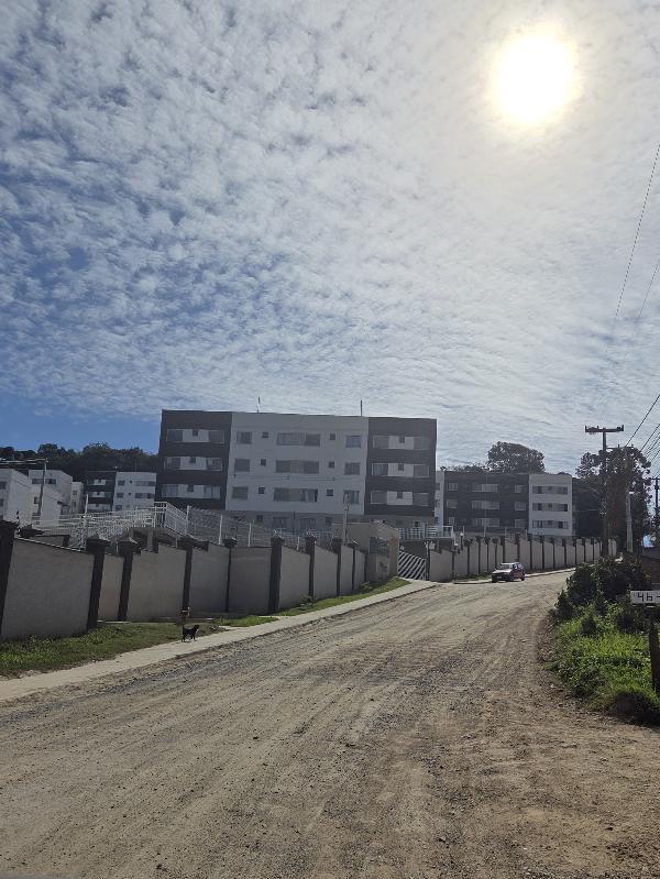 Imóvel em CAMPO LARGO/PR