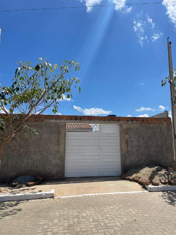 Foto de Imóvel na Rua Roseli Maria De Lira Silva, 87 - Leilão em Belo Jardim/PE, 41% abaixo da avaliação