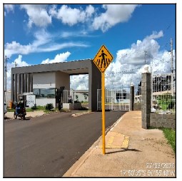 Foto de Imóvel CONJUNTO RESIDENCIAL DE CASAS FLAMBOYANT - Leilão em Rio Verde/GO, 38% abaixo da avaliação
