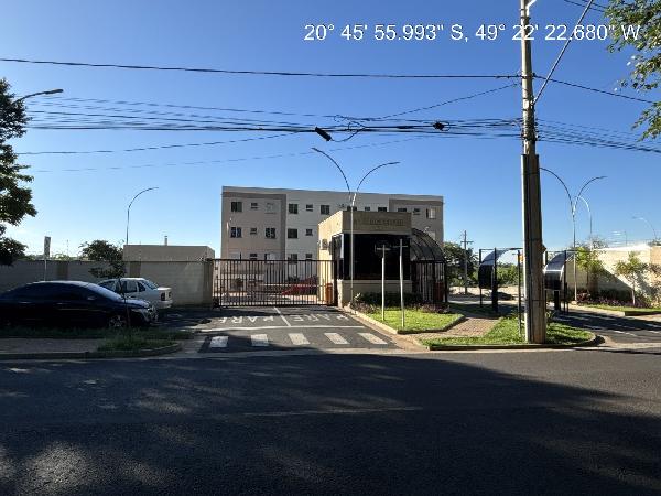 Foto de Imóvel 2 quartos, 87 m², DISTRITO INDUSTRIAL WALDEMAR DE OLIVEIRA - Leilão em São José do Rio Preto/SP, 40% abaixo da avaliação