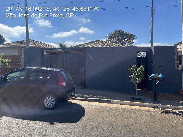 Foto de Imóvel na Rua Verginia Claudina Da Silva Lopes - Leilão em São José do Rio Preto/SP