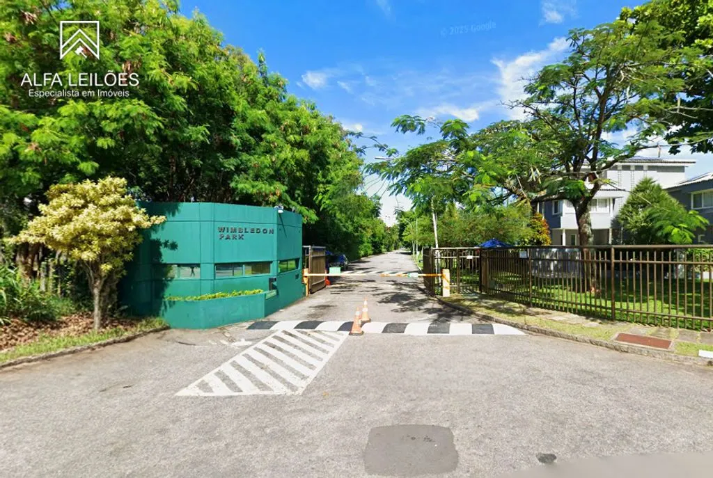 Rio de Janeiro (RJ) - Mansão na Barra da Tijuca com Terreno de 1.001m²