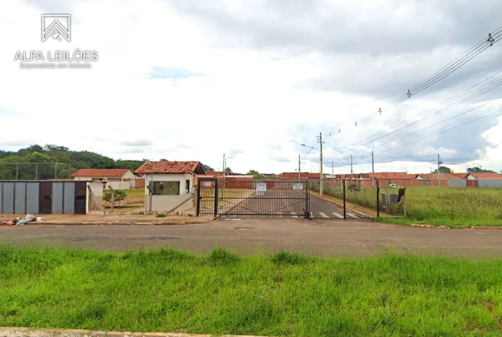 Campo Grande (MS) - Casa no Condomínio Residencial Rui Pimentel I com Terreno de 201m²