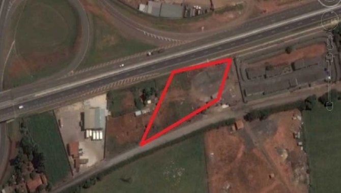 Terreno com 5.585 m² ás Margens da Rod. Raposo Tavares - Itapetininga - SP