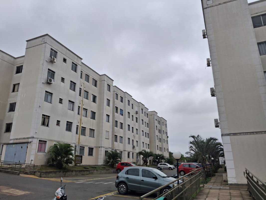 Apartamento e box em Porto Alegre