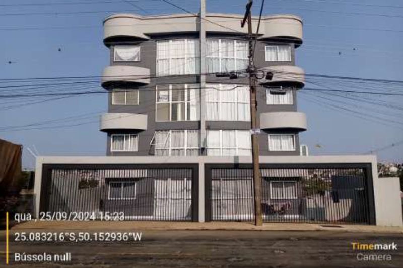 Apartamento no Ed. Martan- Ponta Grossa