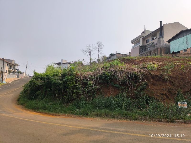 Terreno Urbano com área de 401,227m²