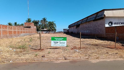 TERRENO URBANO COM ÁREA TOTAL DE  483,44m² EM  CIDADE DE TRÊS FRONTEIRAS-SP