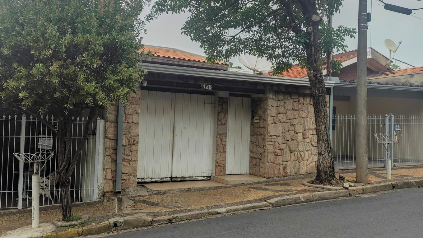 Casa 127m² Ocupada no Bairro Vila Omar em Americana/SP