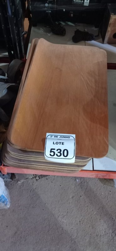 20 PLACAS DE MADEIRA. (NO ESTADO) ATENÇÃO! FAZER A VISITAÇÃO ANTES DE ARREMATAR, NÃO SABEMOS SE FUNCIONA, LEILÃO NÃO TEM GARANTIA E NEM DEVOLUÇÃO, SUJEITO A POSSÍVEIS AVARIAS VISÍVEIS/OCULTAS E/OU AUSÊNCIA DE COMPONENTES. - BSB Leilões