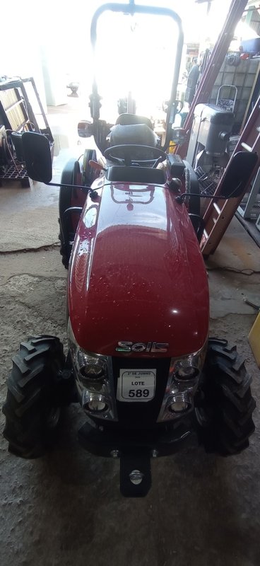 01 TRATOR AGRÍCOLA YAMMAR SOLIS 28 A DIESEL 4X4 3 CILINDROS 26 CV CHASSI JMKSJ1207139G36. (NO ESTADO) ATENÇÃO! FAZER A VISITAÇÃO ANTES DE ARREMATAR, NÃO SABEMOS SE FUNCIONA, LEILÃO NÃO TEM GARANTIA E NEM DEVOLUÇÃO, SUJEITO A POSSÍVEIS AVARIAS VISÍVEIS/OCULTAS E/OU AUSÊNCIA DE COMPONENTES. - BSB Leilões