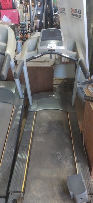 01 ESTEIRA ERGOMÉTRICA MODELO T60 220V MARCA VISION. (NO ESTADO) ATENÇÃO! FAZER A VISITAÇÃO ANTES DE ARREMATAR, NÃO SABEMOS SE FUNCIONA, LEILÃO NÃO TEM GARANTIA E NEM DEVOLUÇÃO, SUJEITO A POSSÍVEIS AVARIAS VISÍVEIS/OCULTAS E/OU AUSÊNCIA DE COMPONENTES. - BSB Leilões