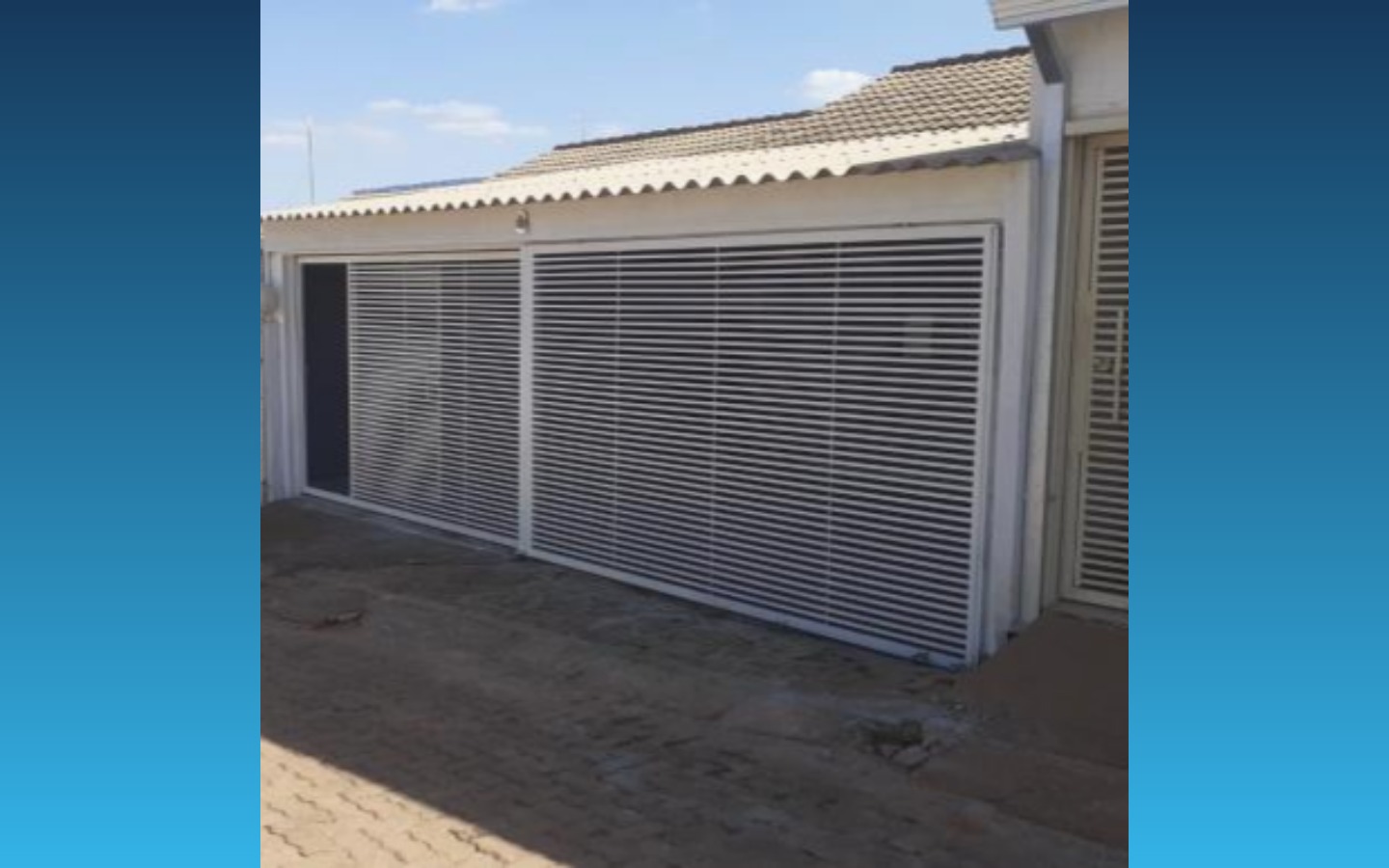 Casa em condomínio 150 m² - Águas Lindas de Goiás/GODescrição49% abaixo da avaliação!Rua 13, Casa 08, Bairro Parque da Barragem, Setor 12, Quadra 75A, Lote 004-C, Condomínio Residencial Tera Park I, Á