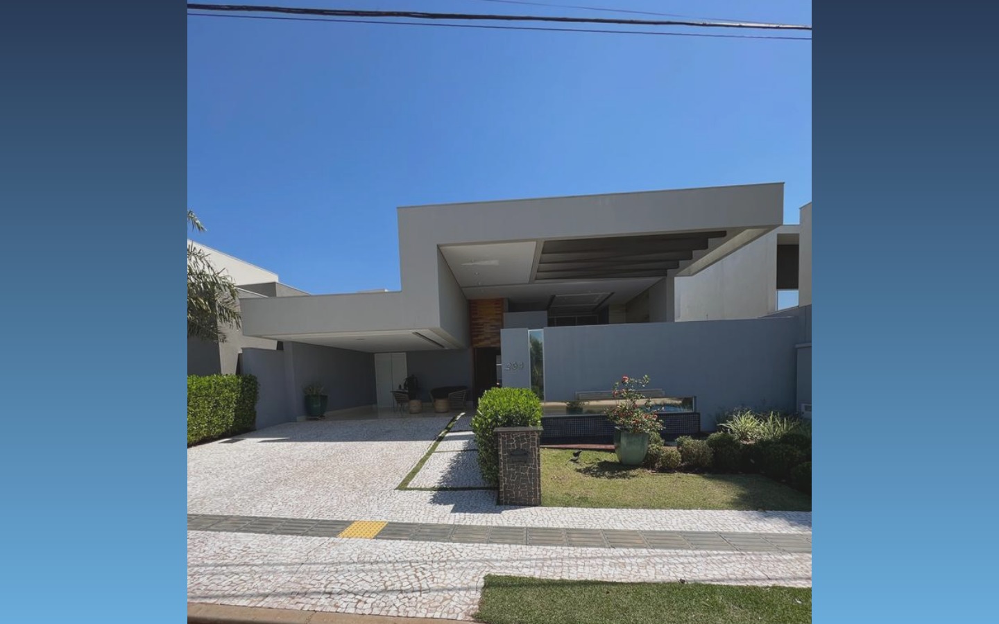 Casa com 192m² - Campo Grande/MSDescriçãoDesconto: aproximadamente 18% em relação ao 1º leilão.Rua Acácia Negra, nº 264 – Quadra 04, Lote 15, Parque Residencial Damha III, Campo Grande/MS – CEP 79046-