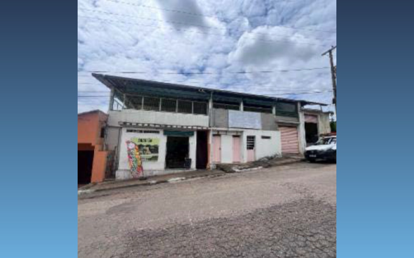 Casa 532m² - Juatuba/MGDescriçãoCasa situada na Rua São Vicente, nº 95, Boa Vista da Serra, Juatuba/MG.Área: 532 m².Lance mínimo (1º leilão): R$ 486.000,00. Lance mínimo (2º leilão): R$ 196.830,00. Va