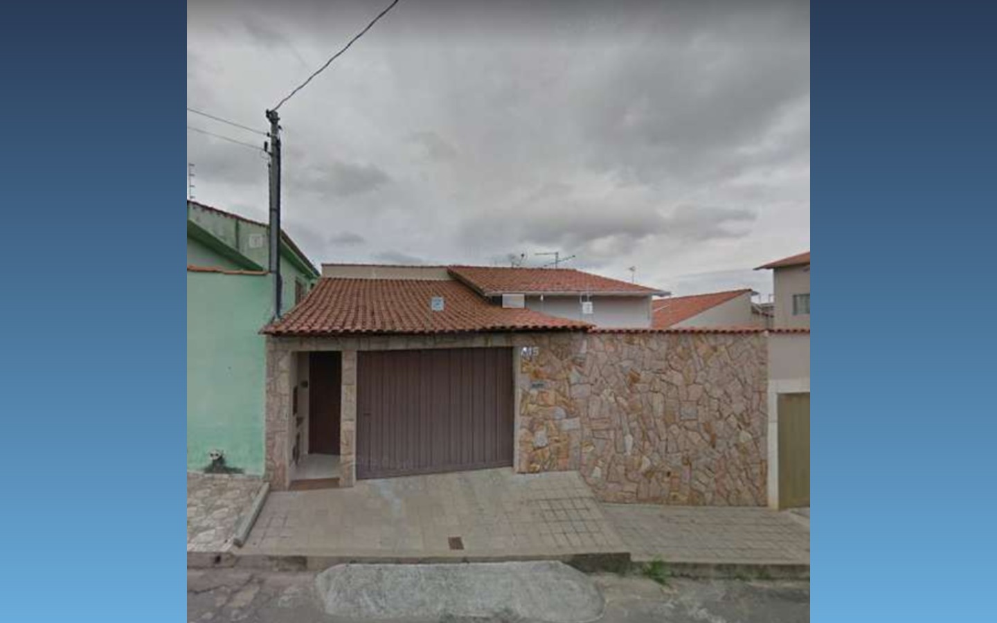 Casa 90m² - Varginha/MGDescriçãoCasa residencial situada na Rua João Batista Ribeiro, nº 415, Parque Boa Vista, Varginha/MG – CEP 37.014-640, construída no lote 06 da quadra 42, conforme Alvará de Hab