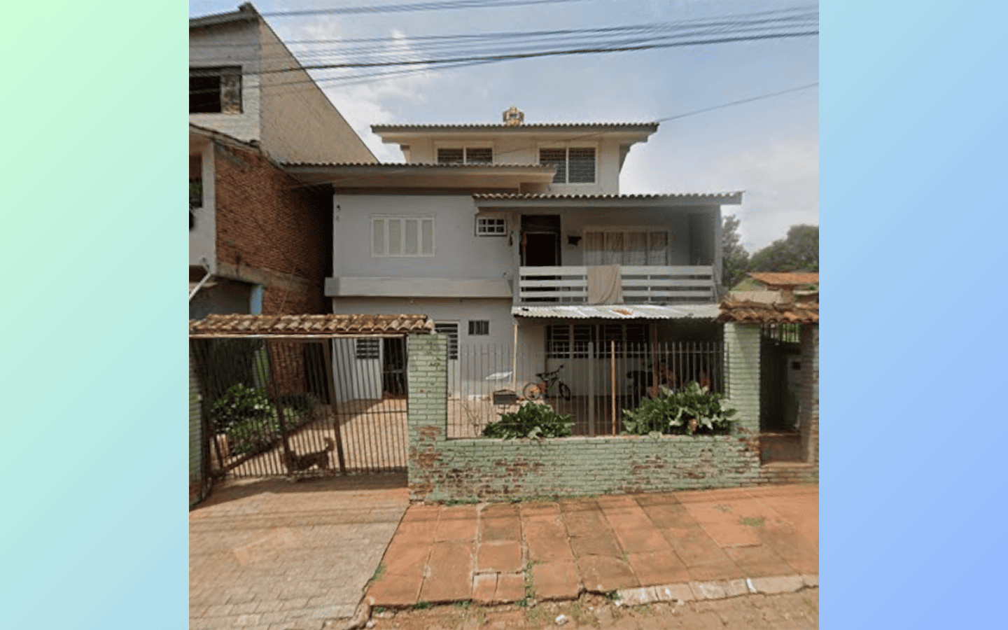 Casa 211m² Lajeado/RSDescriçãoDesconto: 21%Terreno urbano localizado na Rua Delfino dos Santos Costa, nº 330, no bairro Conservas, em Lajeado/RS – CEP 95901-562.Com área total de 365,706m², o imóvel p