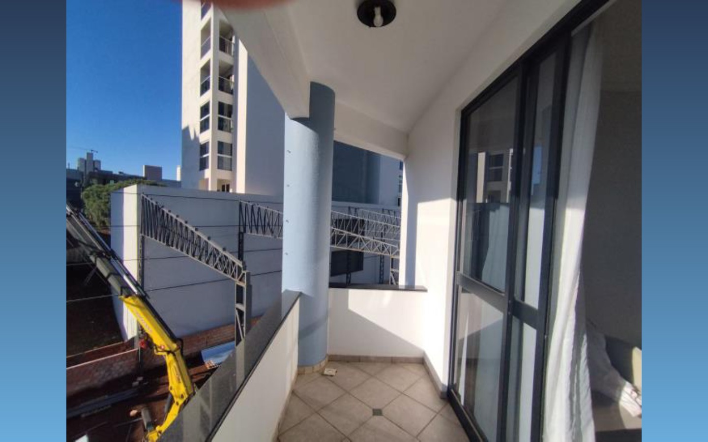Apartamento 218m² – Edifício Residencial Conte – Chapecó/SCDescriçãoApartamento registrado sob a matrícula nº 80.234 do 1º Ofício de Registro de Imóveis de Chapecó/SC, integrante do Edifício Residenci