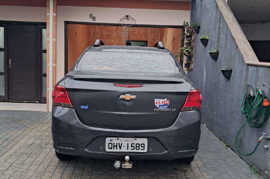 QHV1589, SC CHEV/ PRISMA  1.4 MTLT, 2016/2017, CINZA. - Hasta Pública Leilões