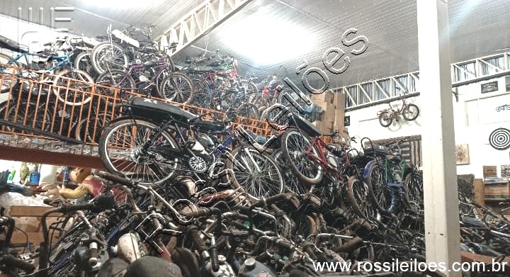Rossi leilões - [ VÍDEO ] LOTE ÚNICO CONTENDO 500 UNIDADES DE BICICLETAS MOTORIZADAS A GASOLINA DE DIVERSAS MARCAS,  MODELOS e CILINDRADAS CONFORME FOTOS E VÍDEO.