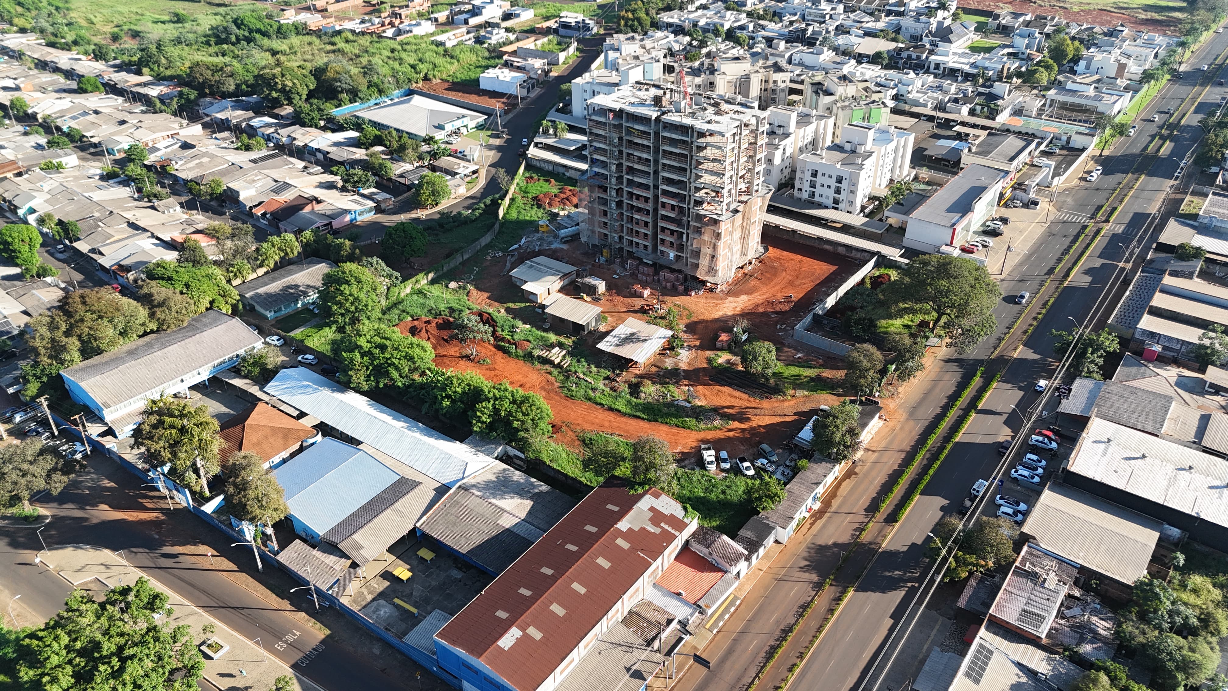TERRENO COM  4.958,92 M2 FOZ DO IGUAÇU PR - AVENIDA GENERAL MEIRA ( PROX. RESIDENCIAL ANGATU) - JAC Leilões | Site do leiloeiro oficial de Cascavel/PR - Jefferson Adriano Costa