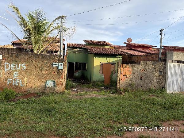 GO / SANTO ANTONIO DO DESCOBERTO / CASA