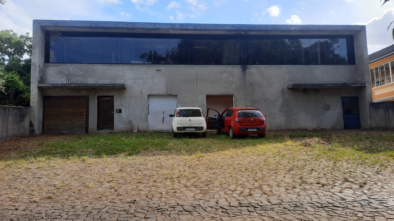 UM IMÓVEL COMERCIAL - Clóvis Leiloeiro - Presenciais e Online