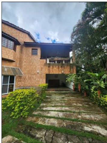 SOBRADO na Estancia Parque Atibaia, A.T 1.355m², A.C 600m², edicula, 4 dorms (2 suítes), piscina, piscina e churrasqueira, Lot. Retiro Recanto Tranquilo, Atibaia/SP.