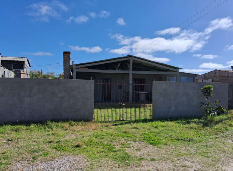 IMÓVEL EM BALNEÁRIO DO HERMENEGILDO - ALIENAÇÃO POR INICIATIVA PARTICULAR - Mercado Leilões