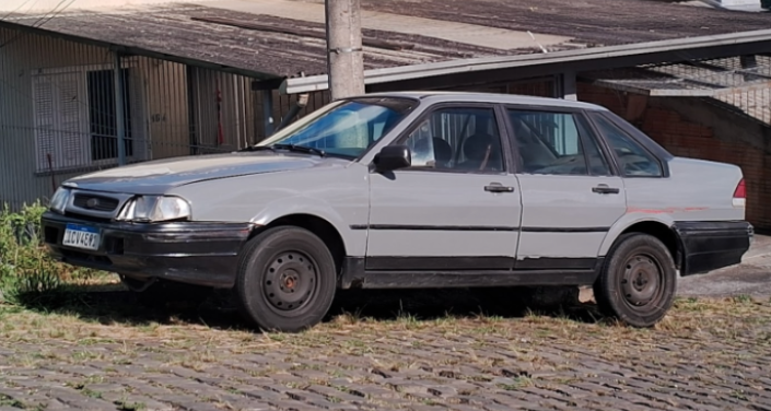 FORD VERSAILLES EM BENTO GONÇALVES/RS - ALIENAÇÃO POR INICIATIVA PARTICULAR - Mercado Leilões