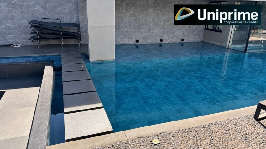 TERRENO COM 494 M2 E CASA COM 392 M2 EM GOIOERE PR (125 M2 AVERBADO) - JAC Leilões | Site do leiloeiro oficial de Cascavel/PR - Jefferson Adriano Costa