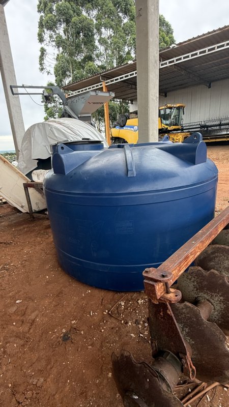 01 TANQUE 5.000L - Grandes Leilões