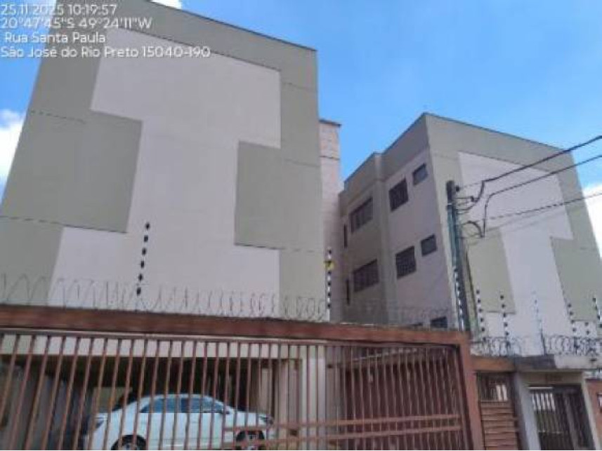 Apartamento à venda em leilão