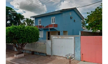 Bela Vista (MS) - Casa no Centro com Terreno de 270m²