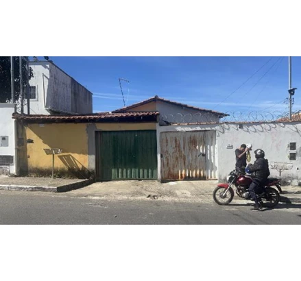 Casa em Leilão em Esmeraldas / MG - 3065090