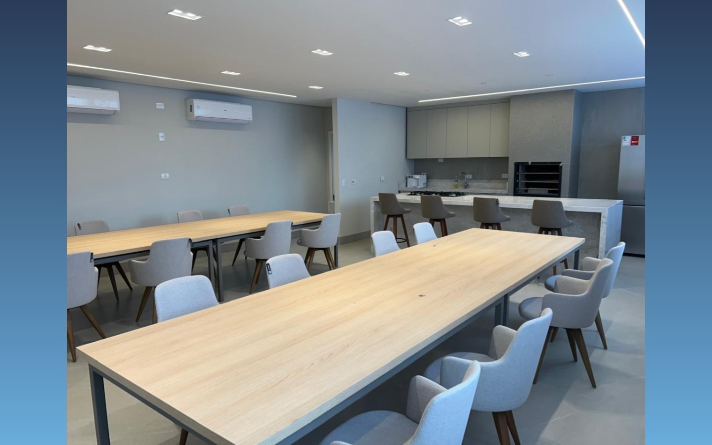 Apartamento Duplex 246,52m² – Maringá/PRDescriçãoDébitos existentes sobre o imóvel até a data do leilão — incluindo tributos incidentes sobre o bem — são de inteira responsabilidade do Vendedor, confo