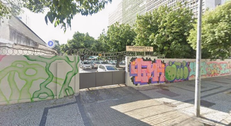 TERRENO E PRÉDIO NA PRAÇA DA CRUZ VERMELHA / RJ - Lote 001 (ID 1594)
