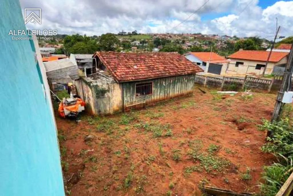 Wenceslau Braz (PR) - Casa no Bairro Vila Brazópolis com Terreno de 225m²