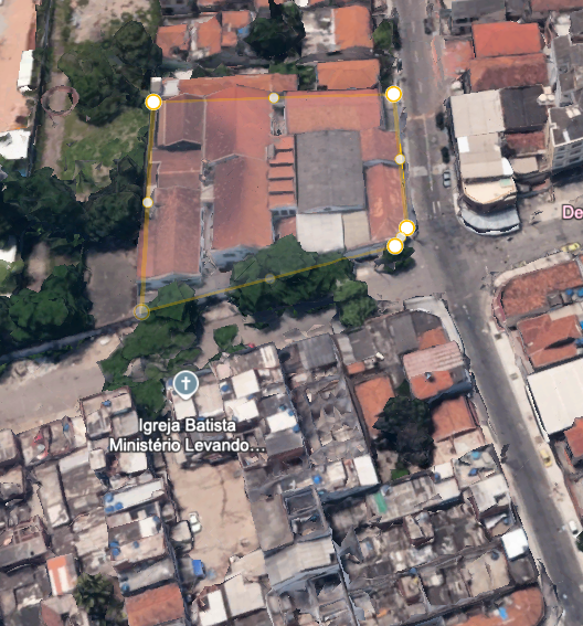 Prédio comercial na rua conselheiro mayrink, nº 305 - área de terreno 2650m² - jacaré/rj - terreno e respectivas construções. pague em até 60 vezes.