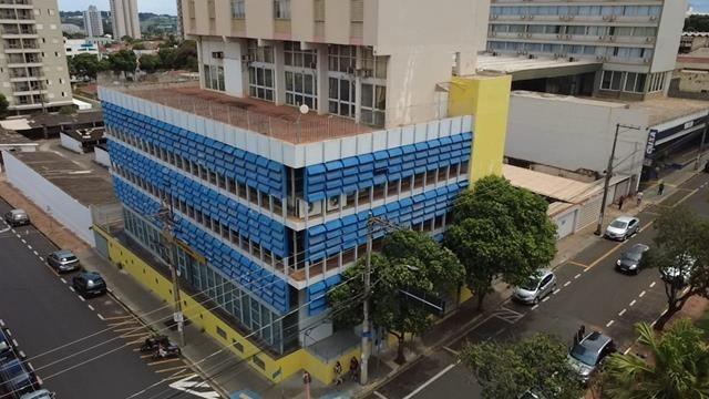 Leilão de imóveis com locação simultânea