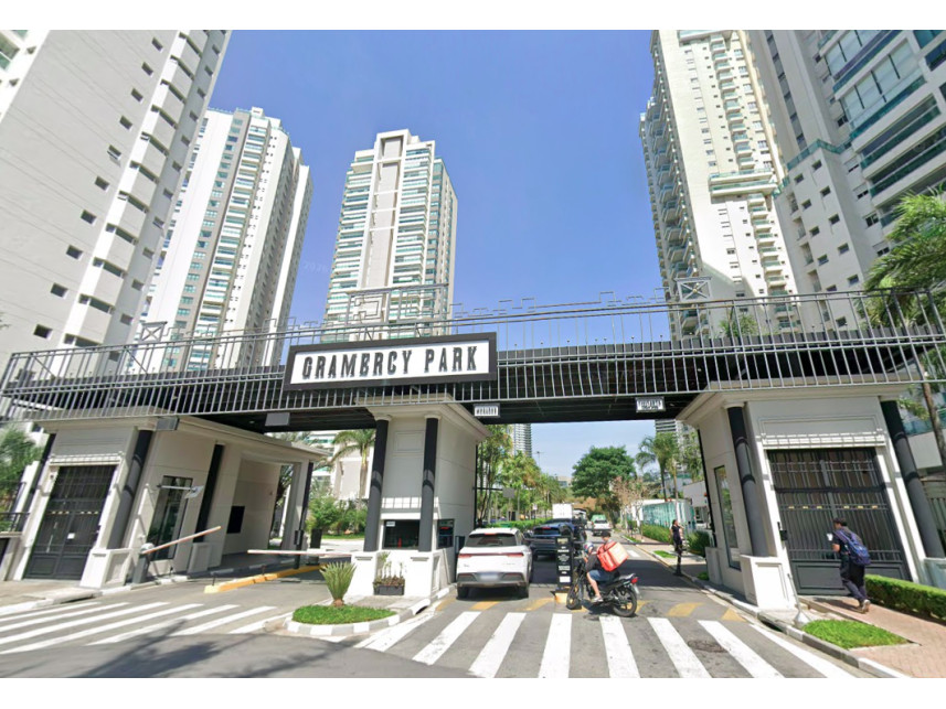 Apartamento à venda em leilão