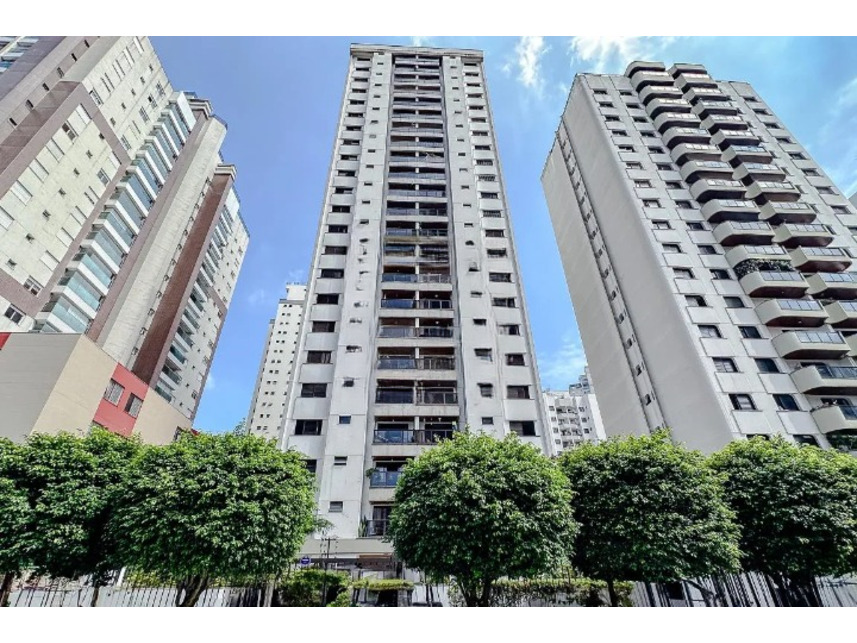 Apartamento à venda em leilão