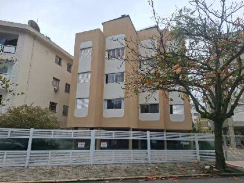 Apartamento à venda em leilão