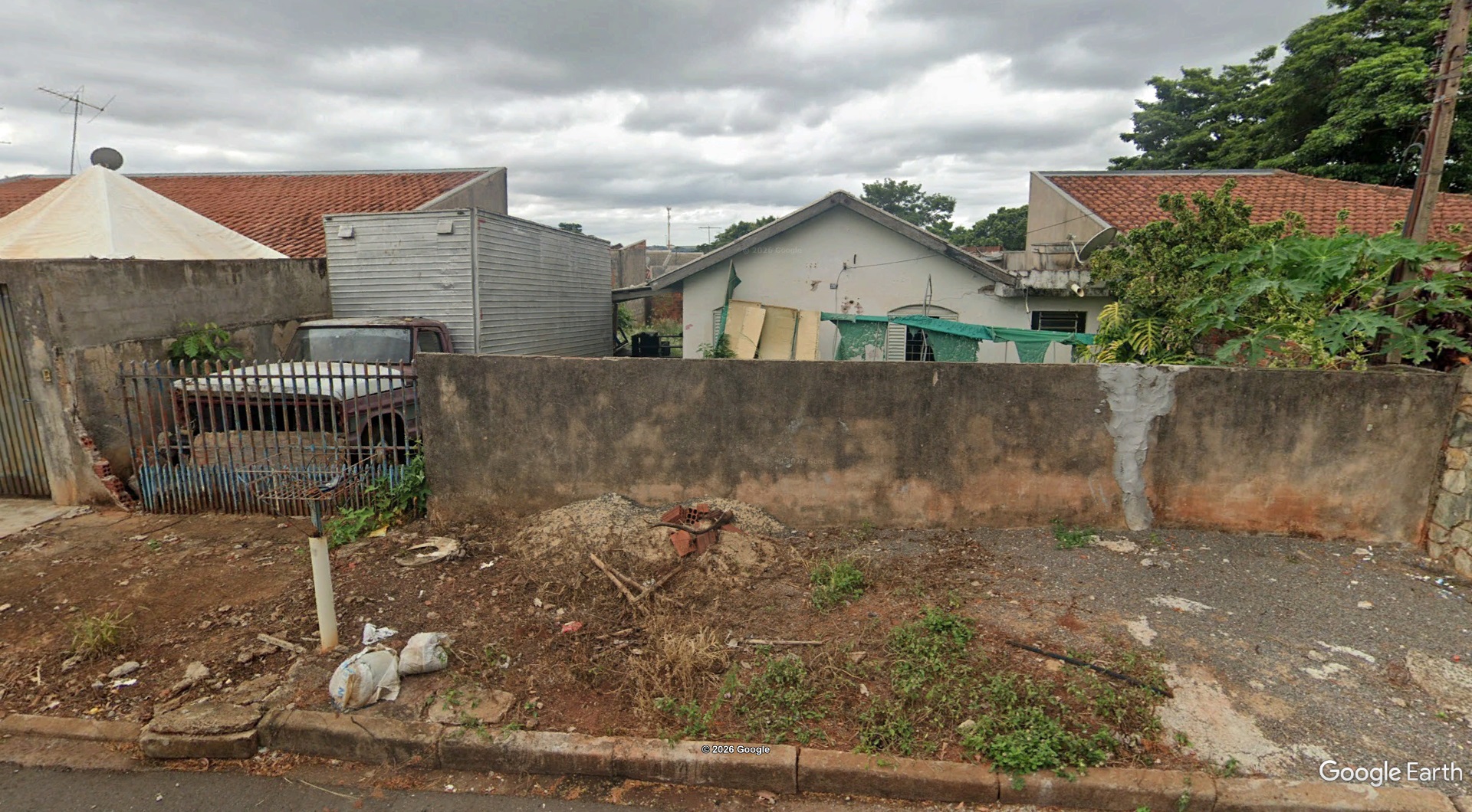 Lote 1.1 - direitos - imóvel c/ 300,11m² em maringá/pr