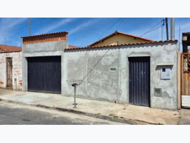 Casa A.T. 180 m² - Jd. Kennedy II, Poços De Caldas/MG Praça Única 10/11/2026 À vista