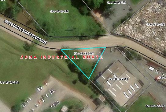 Imóvel situado na Rua Dorothóvio do Nascimento, S/N - Zona IndustrialNorte, Joinville / SC - Terreno com área de 915,00m², sem benfeitorias.