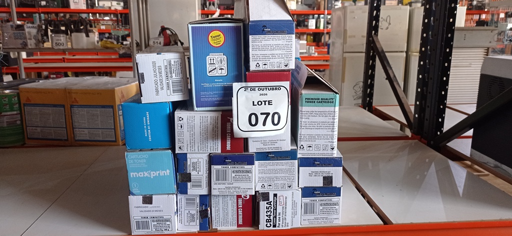 01 LOTE COM VÁRIOS TONNERS DE IMPRESSORAS DE MARCASSE MODELOS DIVERSOS. (NO ESTADO) ATENÇÃO! FAZER A VISITAÇÃO ANTES DE ARREMATAR, NÃO SABEMOS SE FUNCIONA, LEILÃO NÃO TEM GARANTIA E NEM DEVOLUÇÃO, SUJEITO A POSSÍVEIS AVARIAS VISÍVEIS/OCULTAS E/OU AUSÊNCIA DE COMPONENTES.
